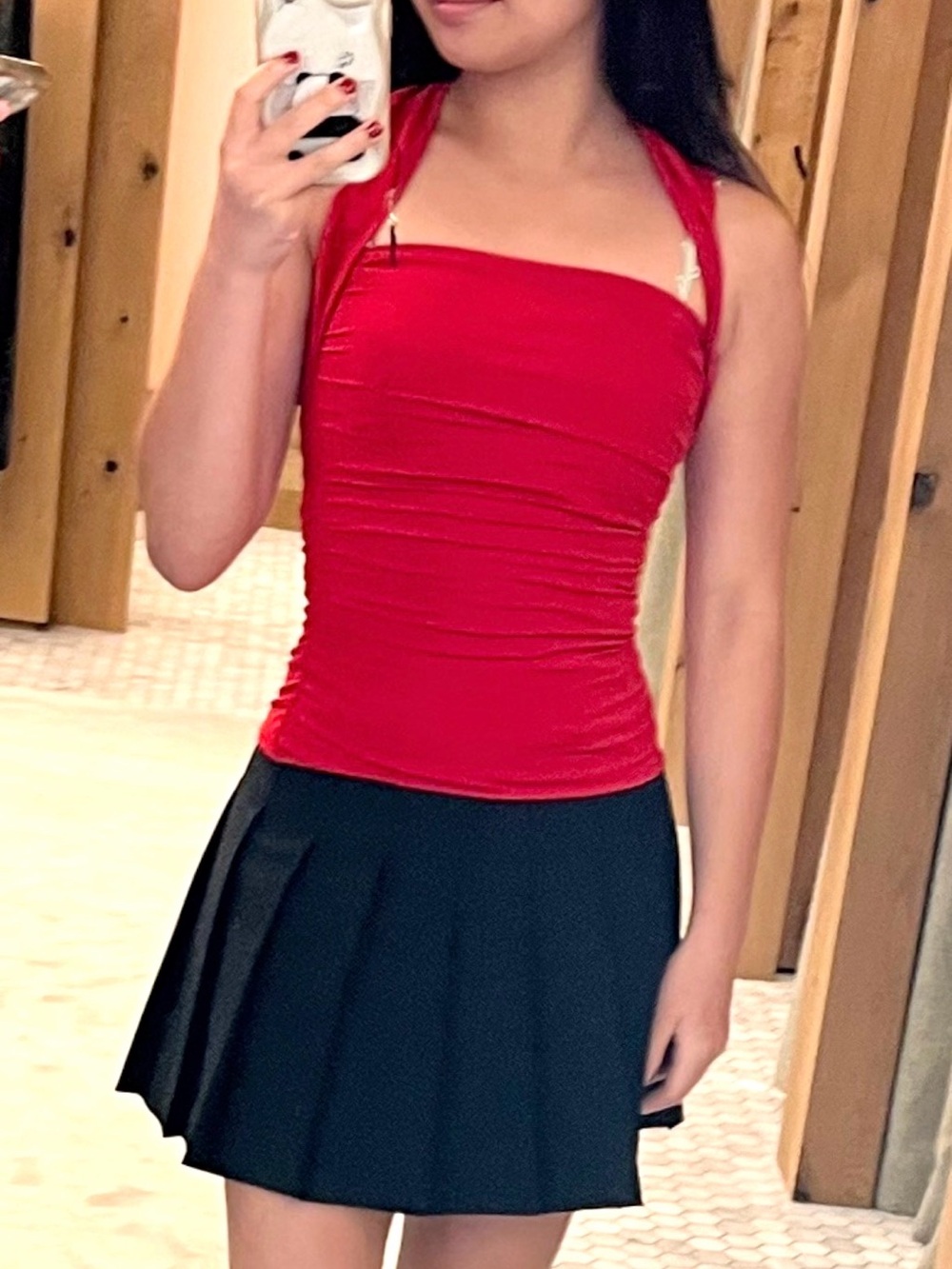 Aritzia Original Contour Flourish Top in Flashing Red - Picture 1 of 3